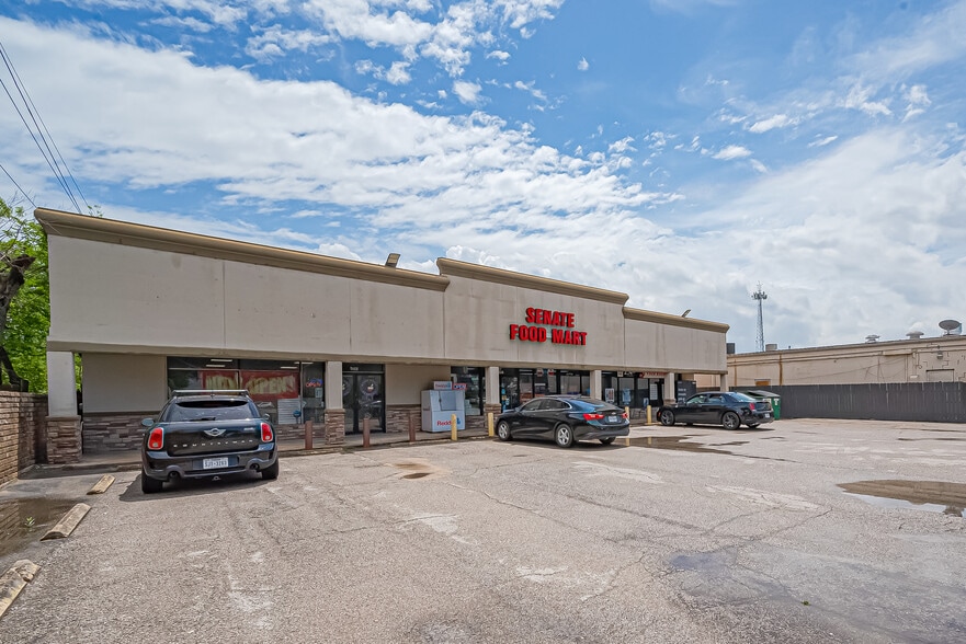 More Photos Of 7410-7412 Senate St, Houston Freestanding For Sale