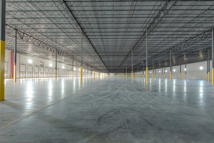 More Photos Of 2475 Hwy 155, Locust Grove Distribution For Lease