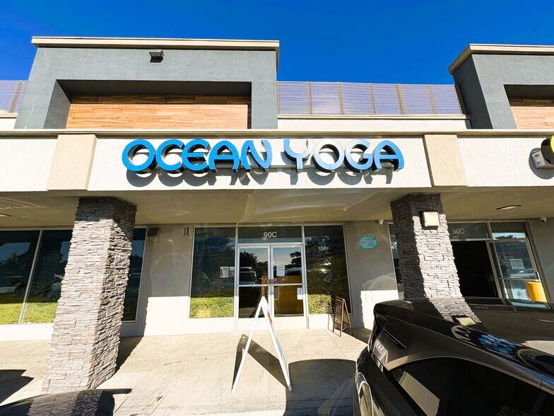 More Photos Of 20-210 Eureka Square Dr, Pacifica Unknown For Lease