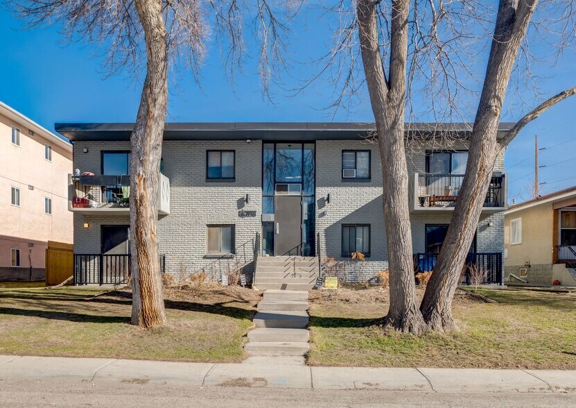 More Photos Of 120 29 Ave, Calgary Apartments For Sale