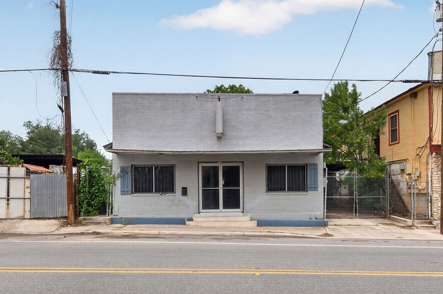 Primary Photo Of 905 Ruiz St, San Antonio Storefront For Lease