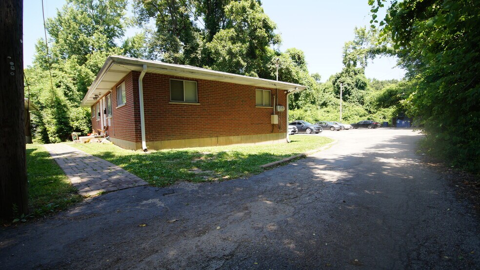 More Photos Of 1209 Chambers Rd, Ferguson Apartments For Sale