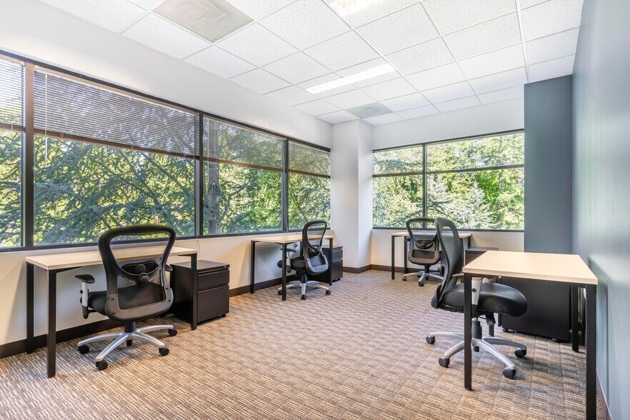 More Photos Of 5 Centerpointe Dr, Lake Oswego Coworking Space