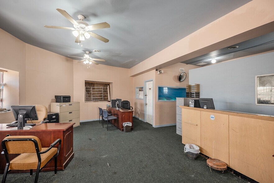 More Photos Of 8300 Livernois Ave, Detroit Storefront Retail Office For Sale