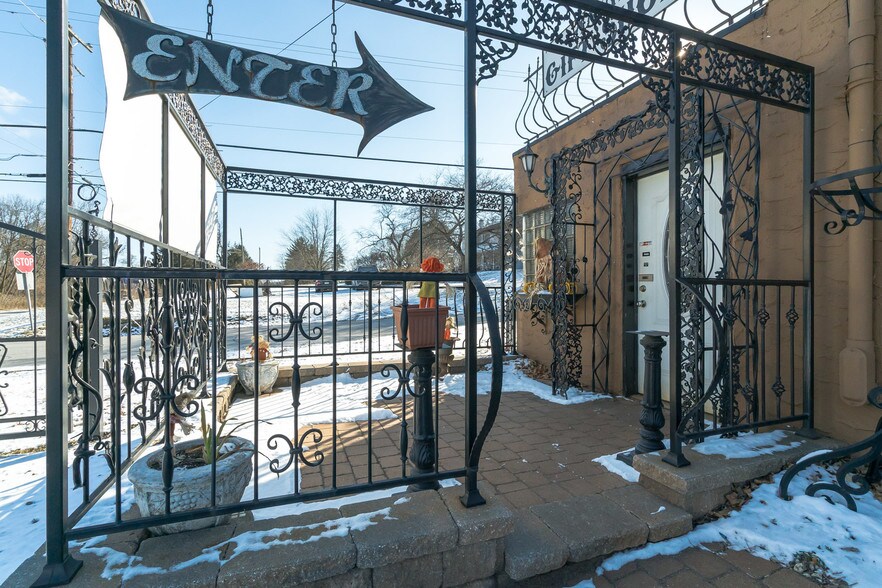 More Photos Of 2374 New Schuylkill Rd, Spring City Freestanding For Sale