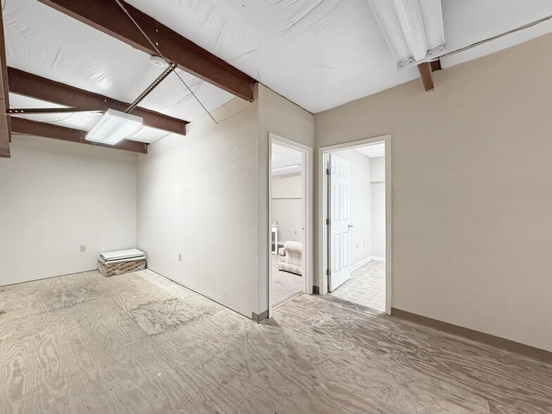 More Photos Of 2719 McFarland Blvd E, Tuscaloosa General Retail For Lease