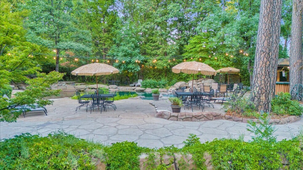 More Photos Of 22732 Middle Camp rd, Sonora Hotel For Sale