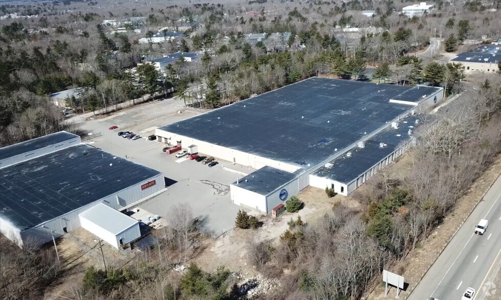 More Photos Of 100 Industrial Park Rd, Hingham Warehouse For Lease