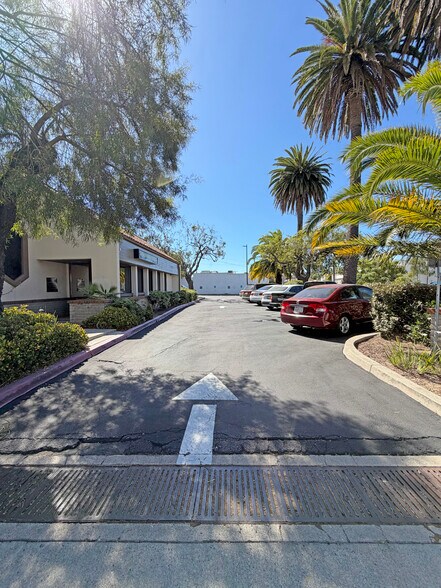 More Photos Of , Santa Barbara General Retail For Sale