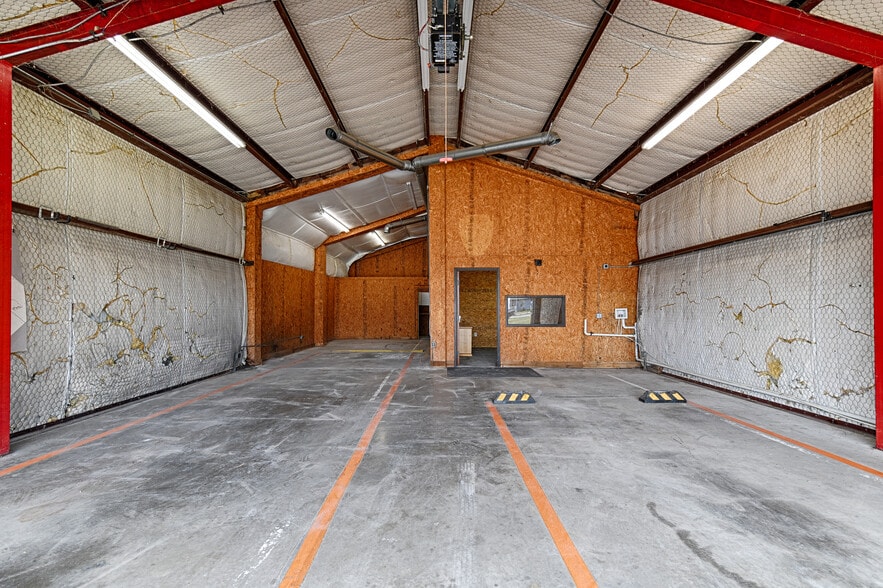 More Photos Of 1250 S State Highway 205, Rockwall Warehouse For Sale