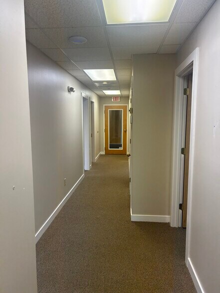 More Photos Of 413 Alfred Rd, Biddeford Office For Lease