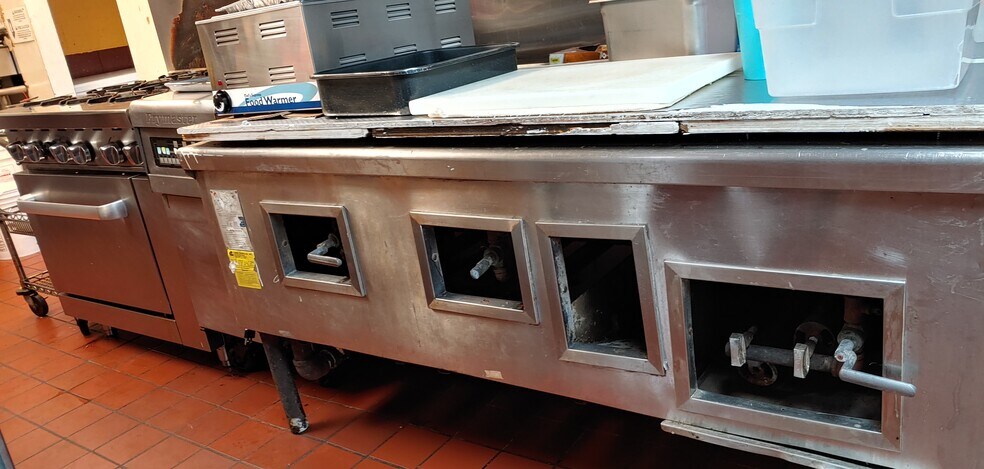 More Photos Of 2606 E Veterans Memorial Blvd, Killeen Restaurant For Sale