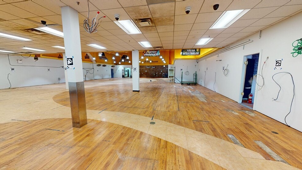 More Photos Of 2200 Arthur Kill Rd, Staten Island Distribution For Lease