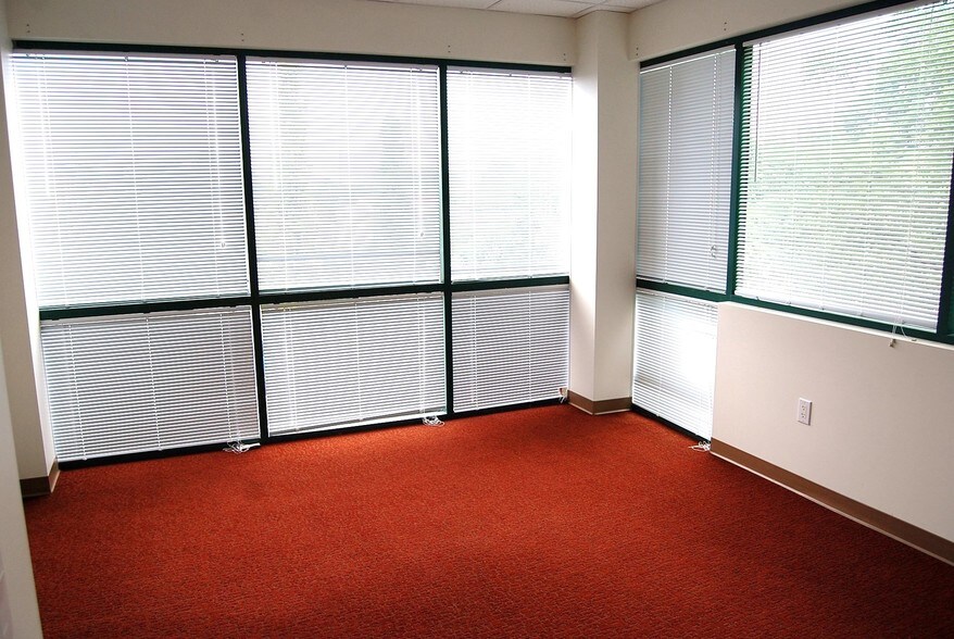 More Photos Of 709 E Gay St, West Chester Office For Lease