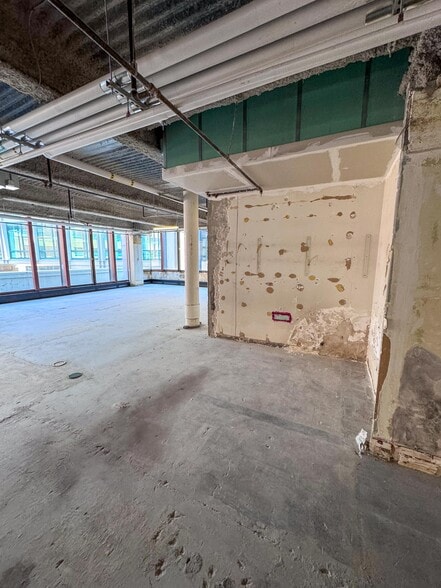 More Photos Of 206 S Broadway, Rochester Office For Lease