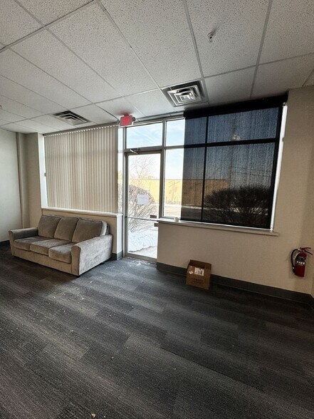 More Photos Of 37777 Interchange Drive, Farmington Hills Light Manufacturing For Lease