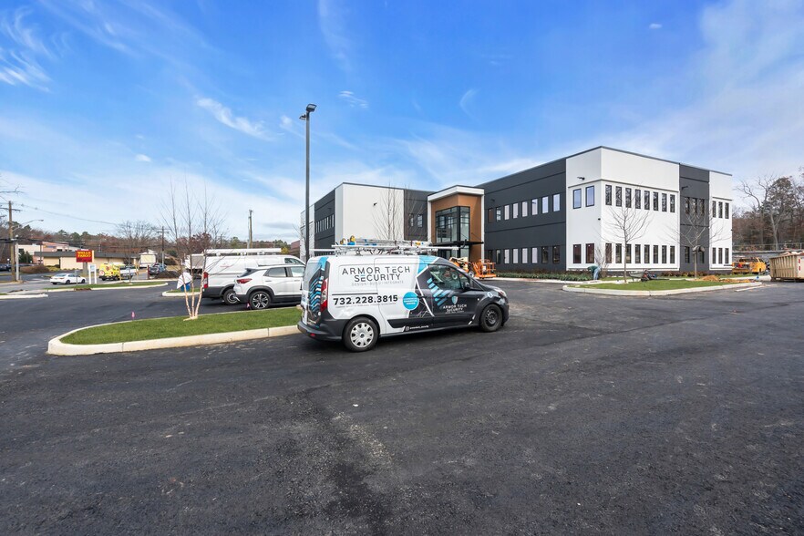 More Photos Of 705 Brewers Bridge Rd, Jackson Office For Lease