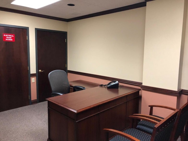 More Photos Of 1100 Summit Dr, Greensburg Office For Sale