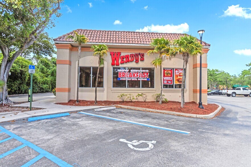 More Photos Of 831 W Yamato Rd, Boca Raton Freestanding For Sale