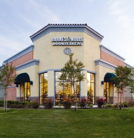 More Photos Of 1750 W Olive Ave, Merced Freestanding For Lease