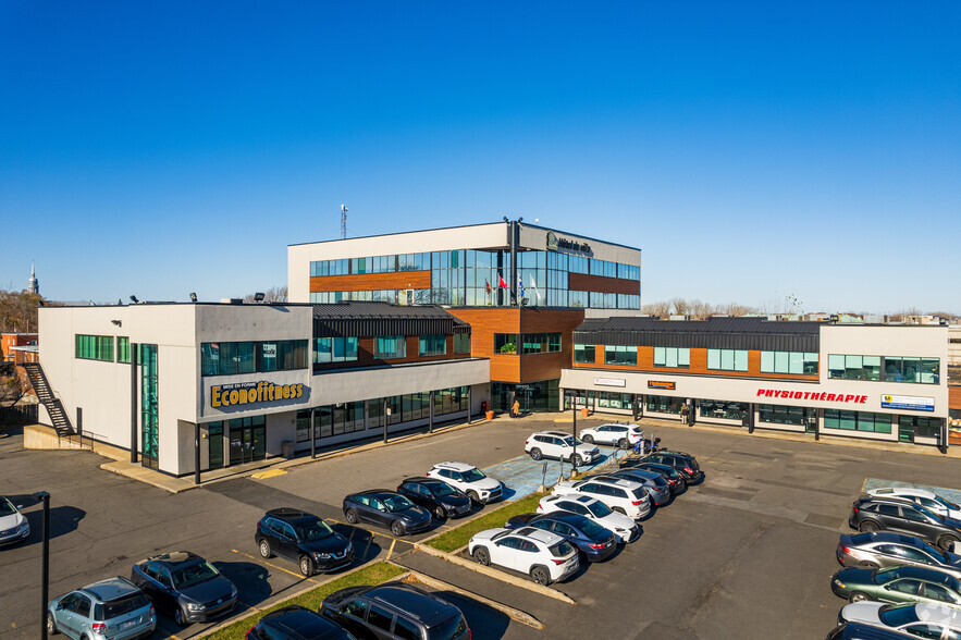 Primary Photo Of 170 Boul Taschereau, La Prairie Storefront For Lease