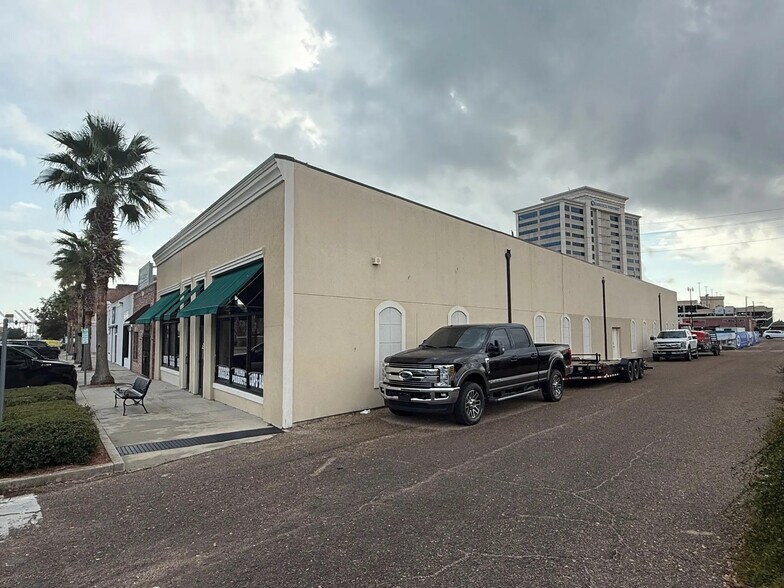 More Photos Of 1513 24th Ave, Gulfport Office For Sale
