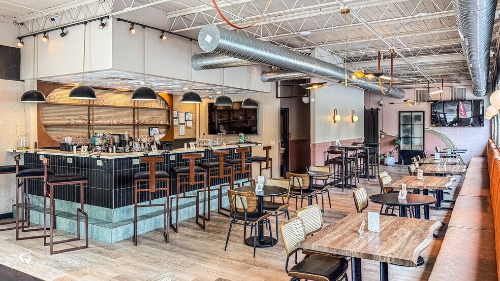 More Photos Of 845 Flat Shoals Rd, Atlanta Freestanding For Sale