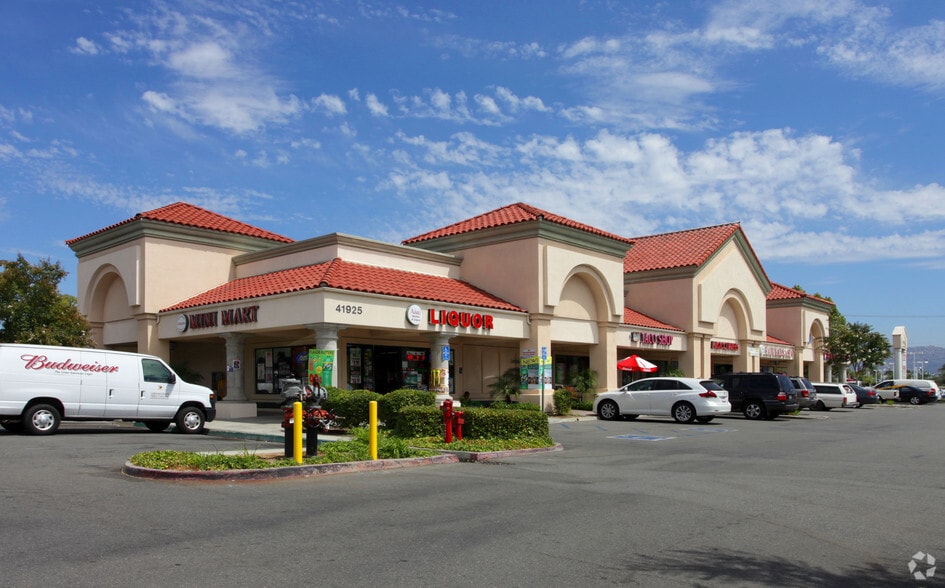 Primary Photo Of 41925 Motor Car Pky, Temecula Unknown For Lease