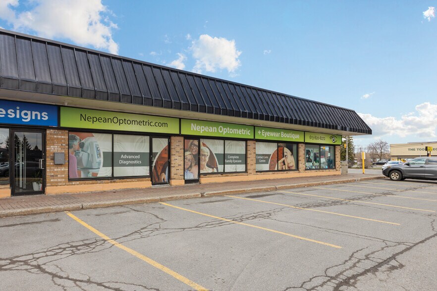 More Photos Of 2190-2194 Robertson Rd, Ottawa Freestanding For Sale