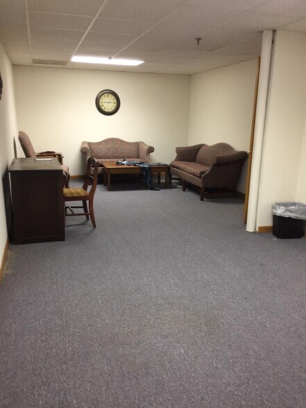 More Photos Of 6936-6948 Tylersville Rd, West Chester Medical For Sale