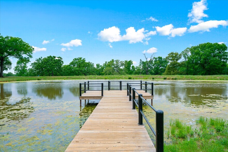 More Photos Of 1972 FM 857, Grand Saline Trailer Camper Park For Sale
