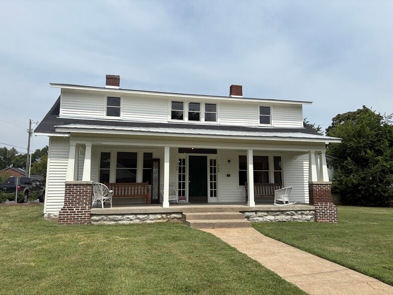 Primary Photo Of 264 Natchez St, Franklin Loft Creative Space For Lease