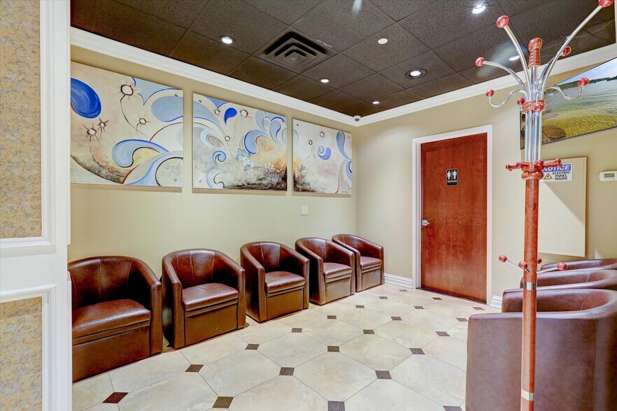 More Photos Of 176 US Highway 9, Englishtown Office For Lease