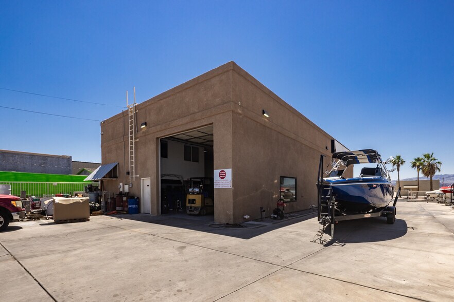 More Photos Of 1525 Industrial Blvd, Lake Havasu City Distribution For Lease