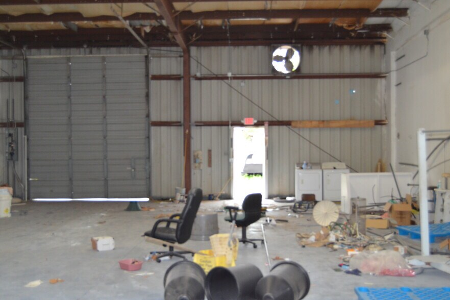 More Photos Of 1400 L and R Industrial Blvd, Tarpon Springs Unknown For Lease