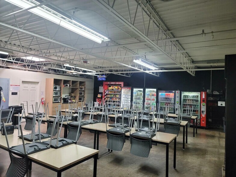 More Photos Of 1108 W Gila Bend Hwy, Casa Grande Manufacturing For Lease