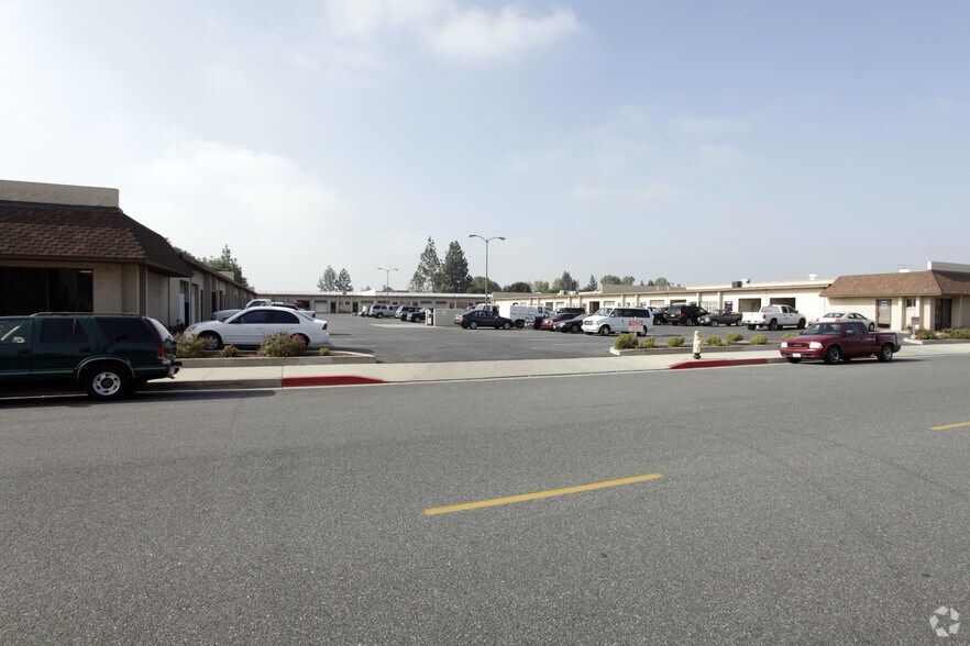 More Photos Of 1528 W Industrial Park St, Covina Warehouse For Lease