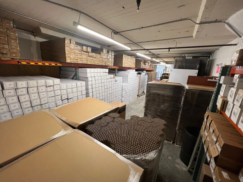 More Photos Of 140 58th St, Brooklyn Manufacturing For Lease