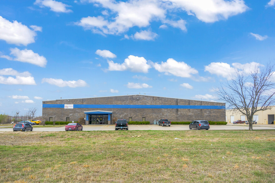 Primary Photo Of 2333 W Wichita St, Broken Arrow Manufacturing For Sale