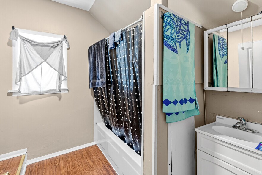 More Photos Of 673 Bedford St, Saint Paul Apartments For Sale