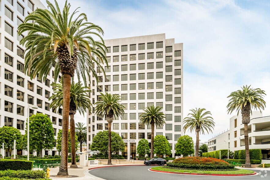 More Photos Of 2 Park Plaza, Irvine Office For Lease
