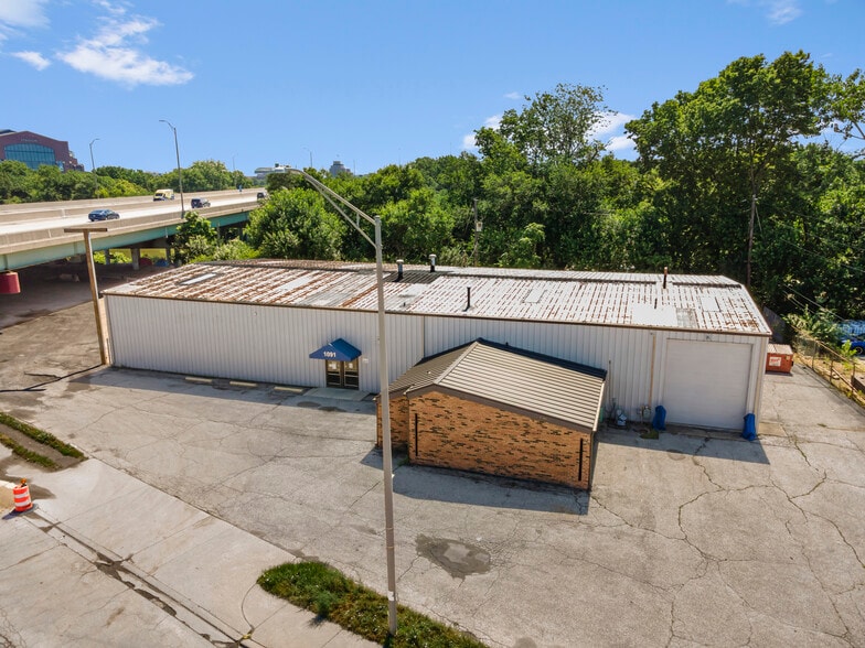 More Photos Of 1091 Kentucky Ave, Indianapolis Warehouse For Lease