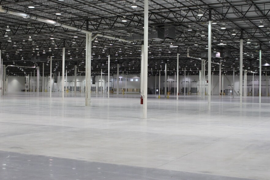 More Photos Of 800 Technology Dr, Fayetteville Distribution For Sale