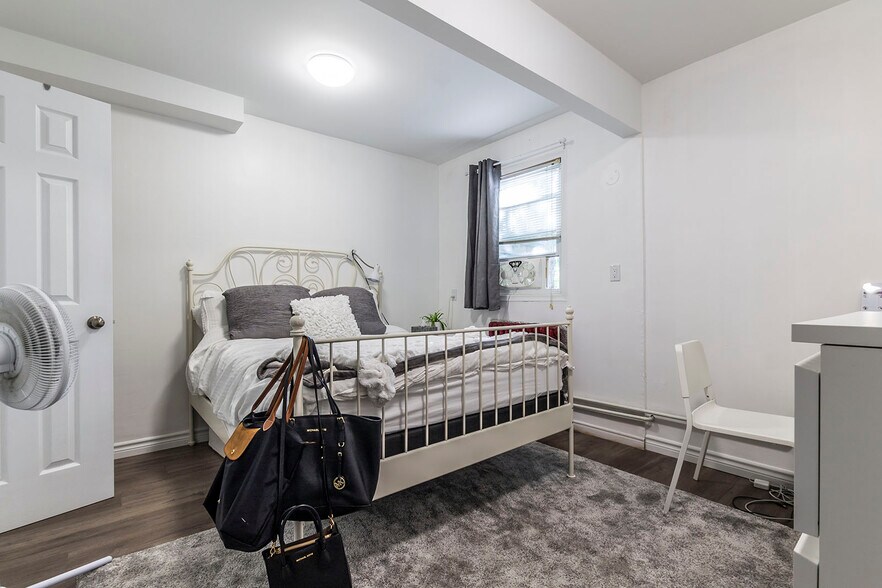 More Photos Of 133 Albert St, Waterloo Apartments For Sale