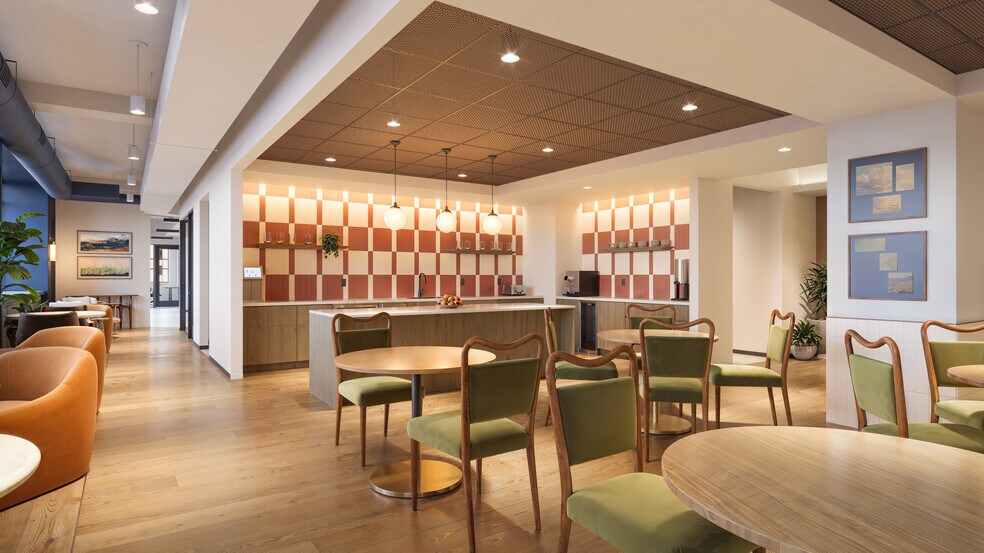 More Photos Of 110 E 42nd St, New York Coworking Space
