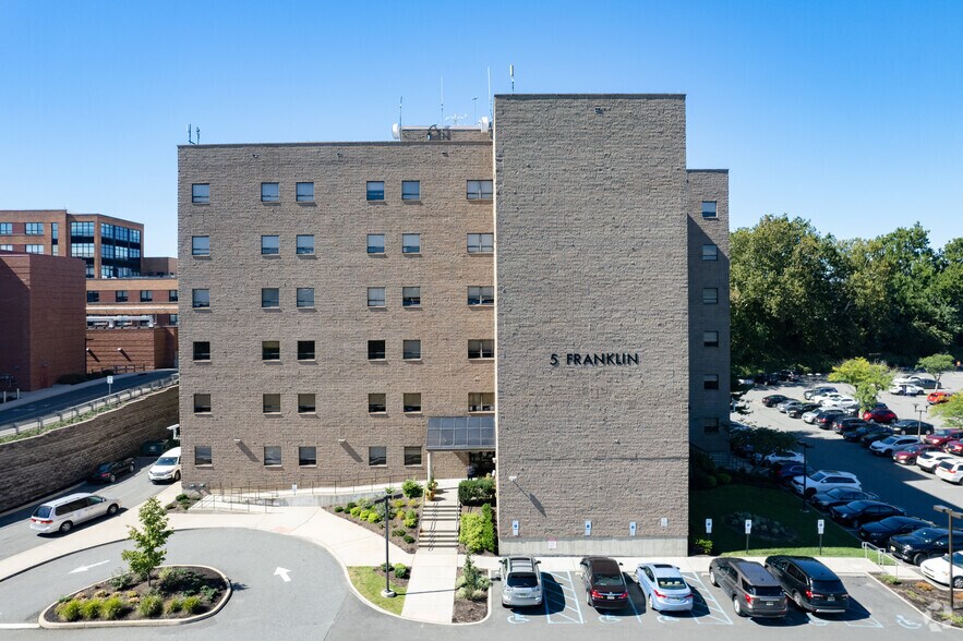 5 Franklin Ave, Belleville, NJ 07109 Medical Office For Lease