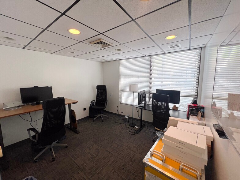 More Photos Of 205 E Joppa Rd, Towson Apartments For Sale