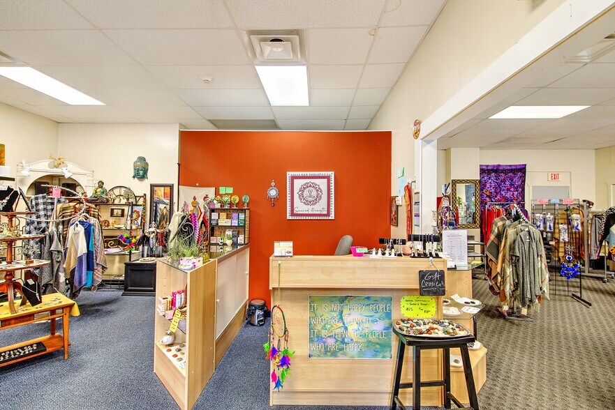 More Photos Of 628 Metacom Ave, Warren Storefront For Sale