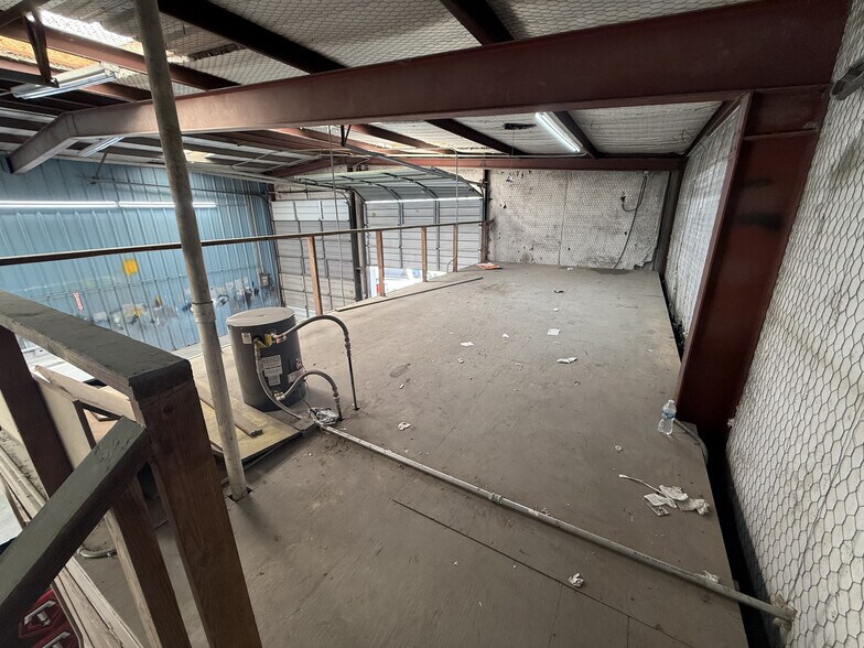 More Photos Of 6604 Topper Rdg, San Antonio Service For Lease