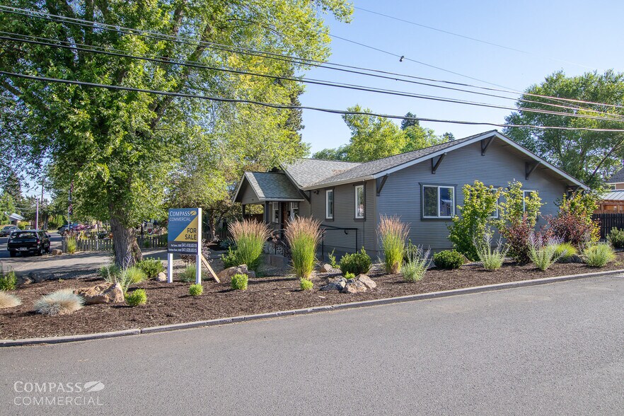 More Photos Of 204 NE 4th St, Bend Office For Sale